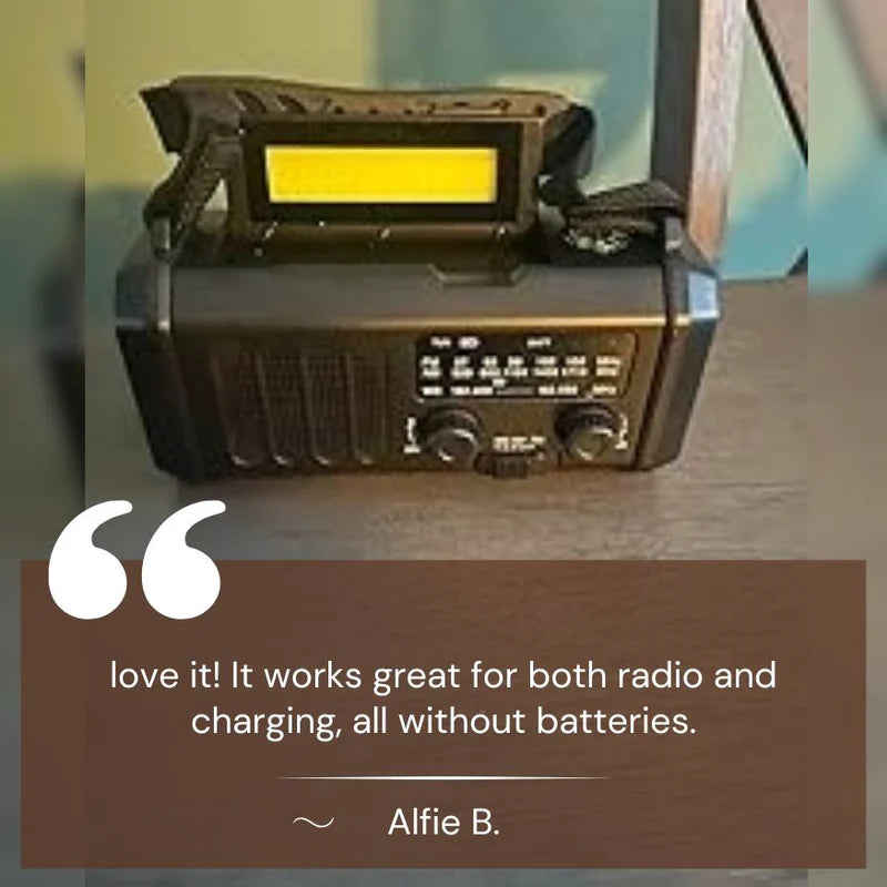 VoltSurvivor – 10,000mAh Solar Hand Crank Emergency Radio