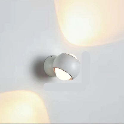 ÉclatMural – Modern Adjustable LED Wall Lamp with Artistic Design