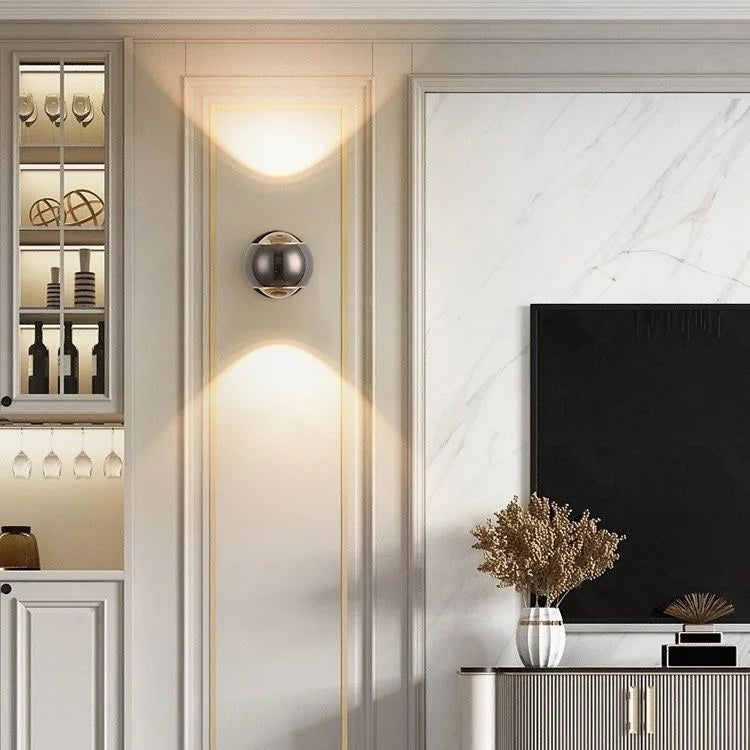 ÉclatMural – Modern Adjustable LED Wall Lamp with Artistic Design