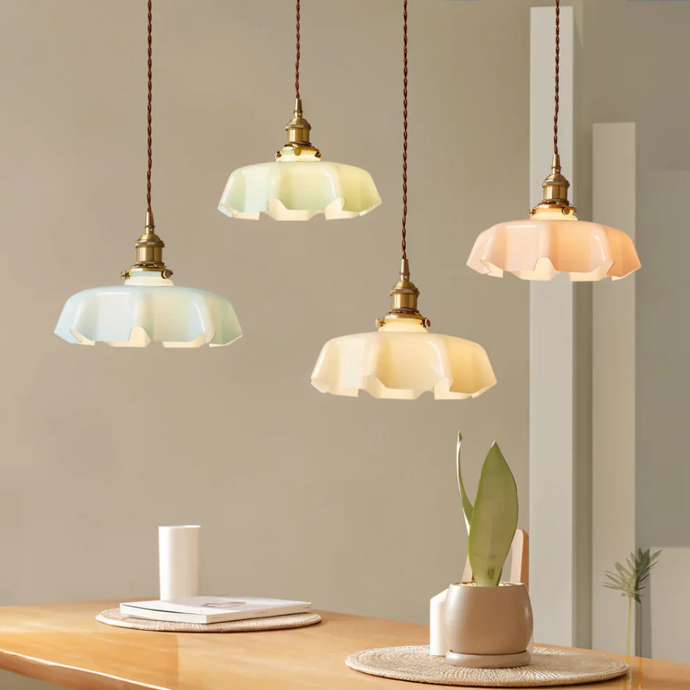 Floralis – Retro Wavy Glass Pendant Light