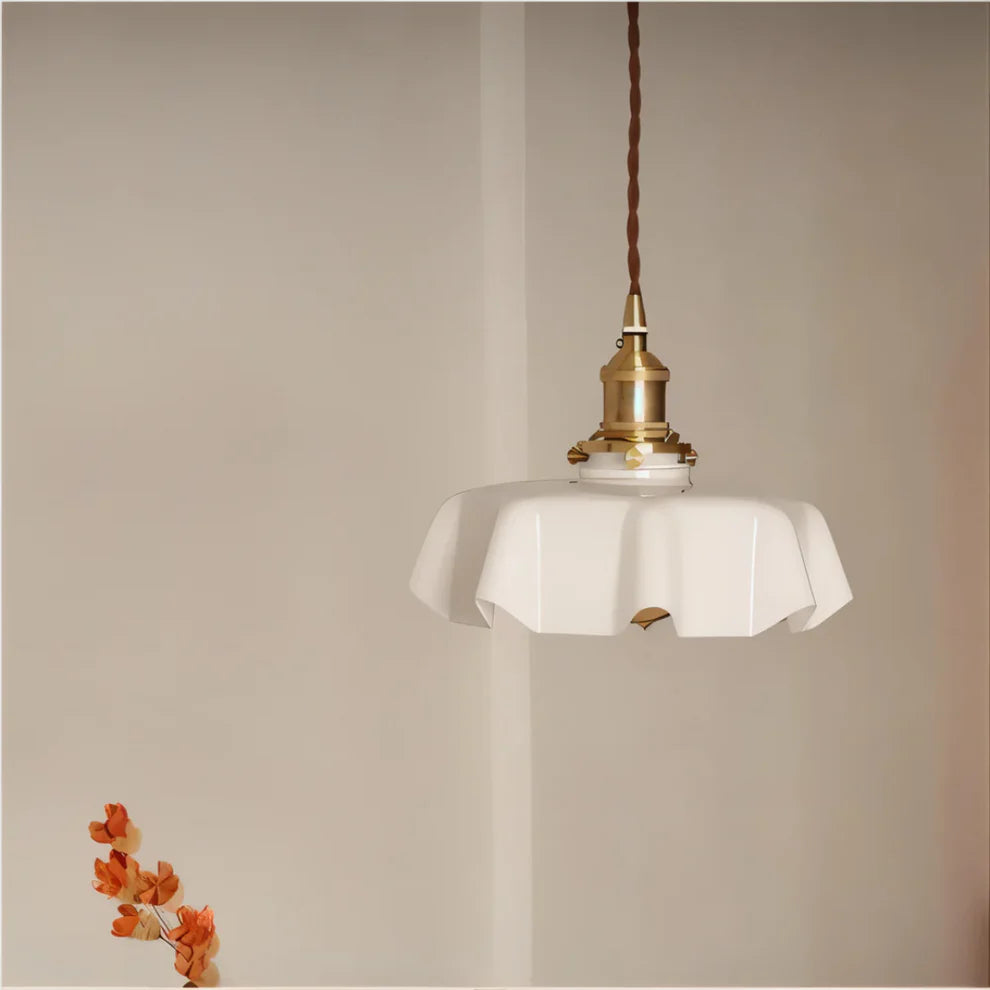 Floralis – Retro Wavy Glass Pendant Light