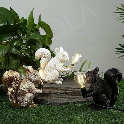 LumoSquirrel – Cute Resin LED Table Lamp for Kids Bedroom
