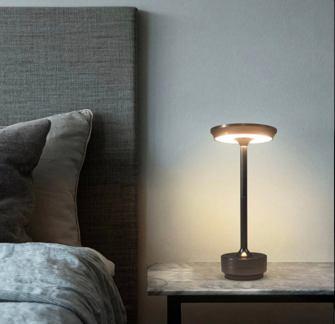 LumoRetro – Wireless Dimmable Retro LED Table Lamp | Metal & Portable