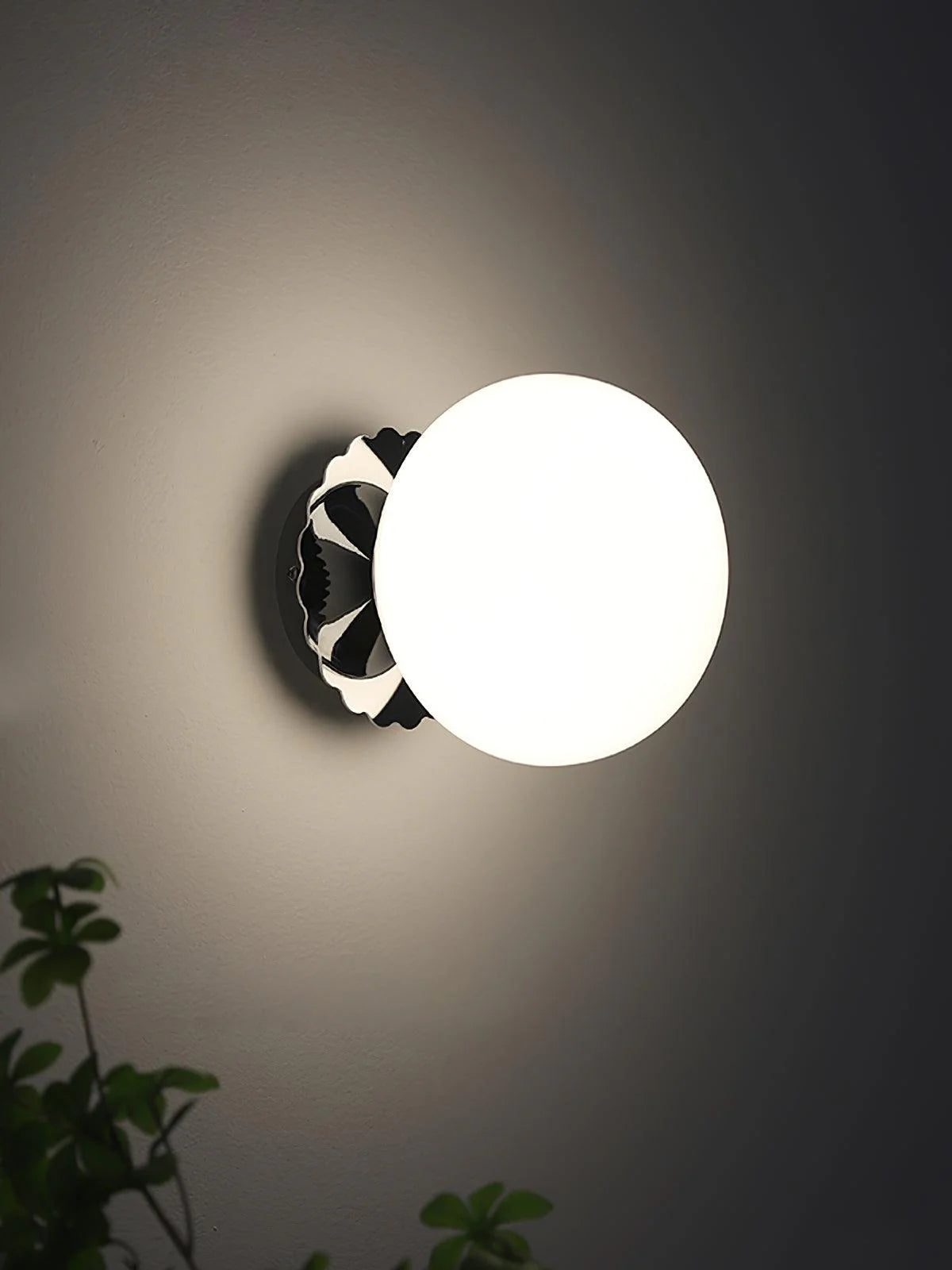 LumoPuff – Modern Glass Wall Lamp with Metal Base