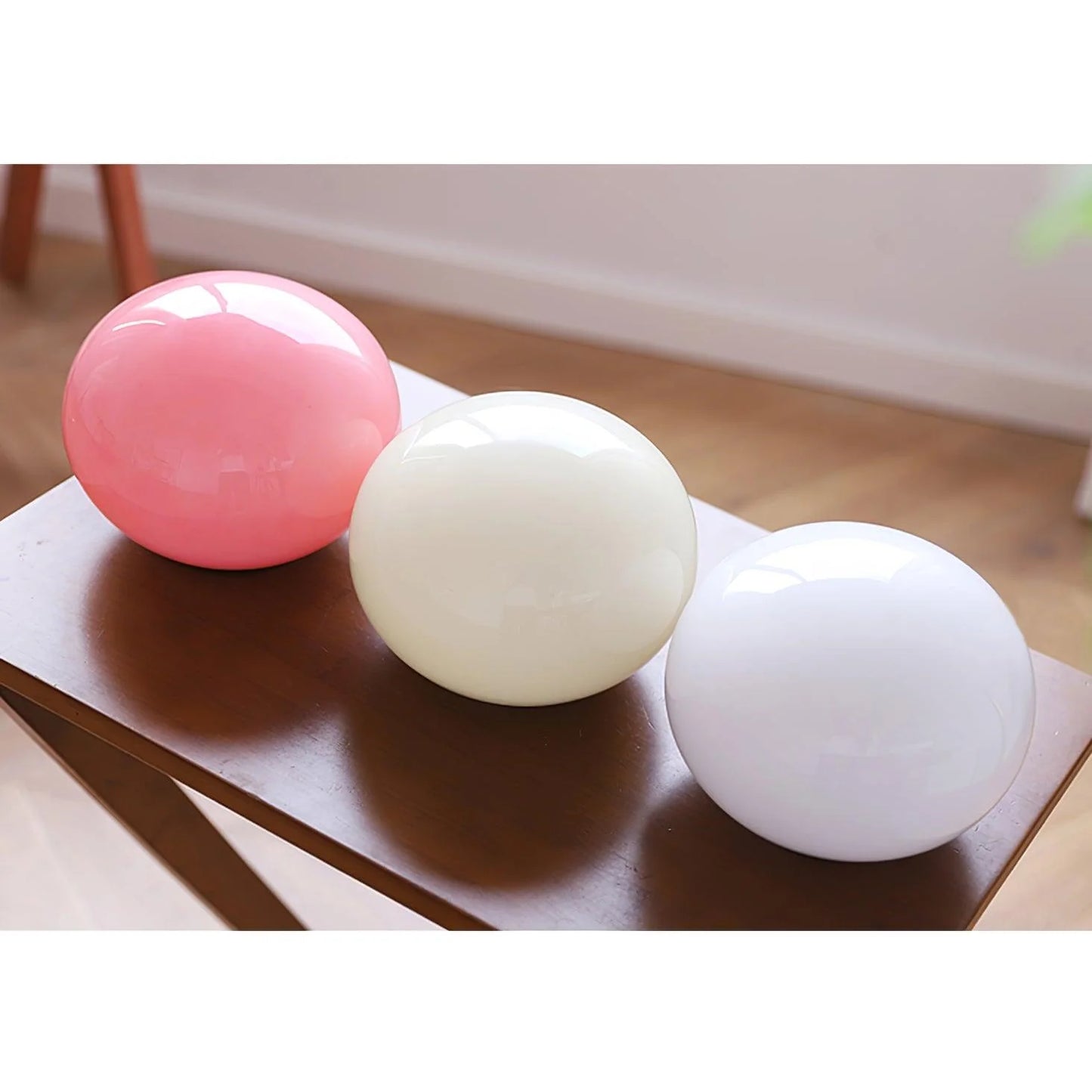 LumoPuff – Modern Glass Wall Lamp with Metal Base