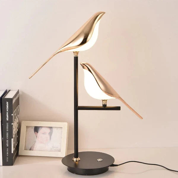 AuriBird – Elegant LED Bird-Inspired Table Lamp
