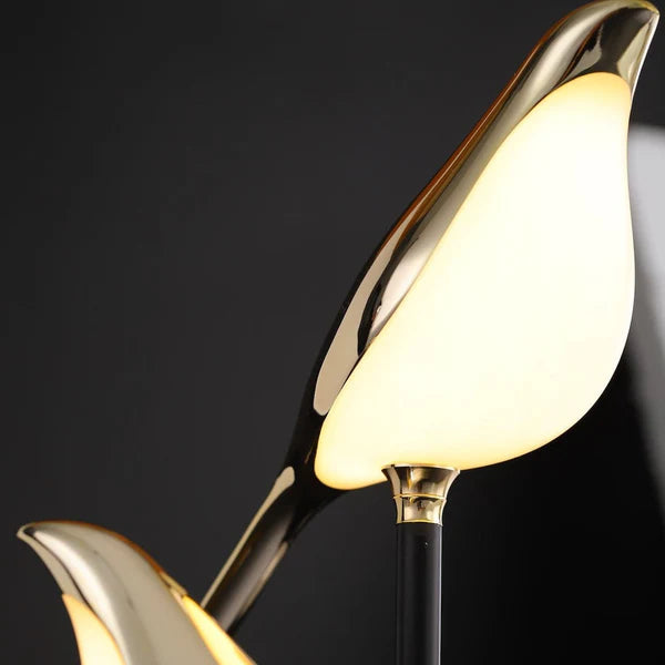 AuriBird – Elegant LED Bird-Inspired Table Lamp