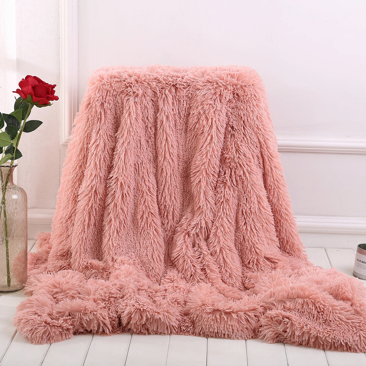 ShagLux – Faux Fur Throw Blanket