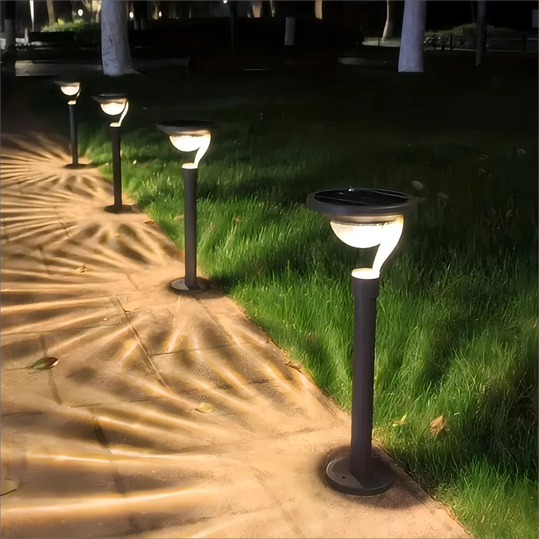 SolarGlow – Ultra-Bright Outdoor Solar Lamp