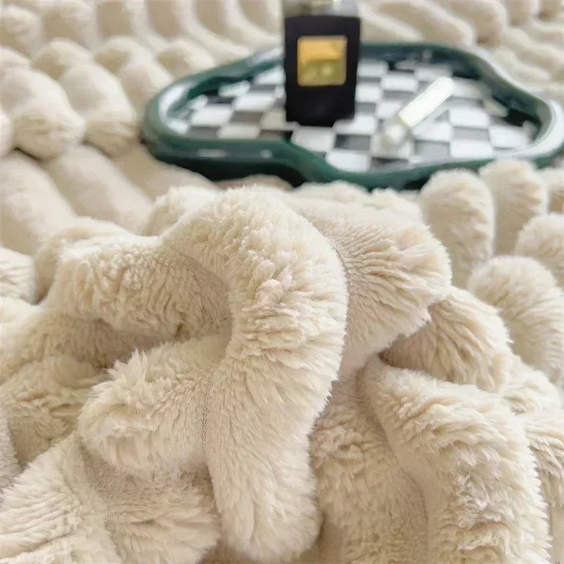 CloudLoom – Plush Ribbed Throw Blanket