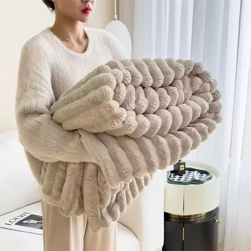 CloudLoom – Plush Ribbed Throw Blanket