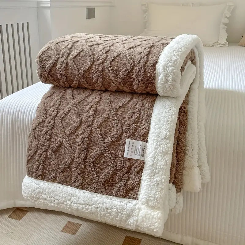 SherpaCloud – Reversible Sherpa Fleece Throw Blanket