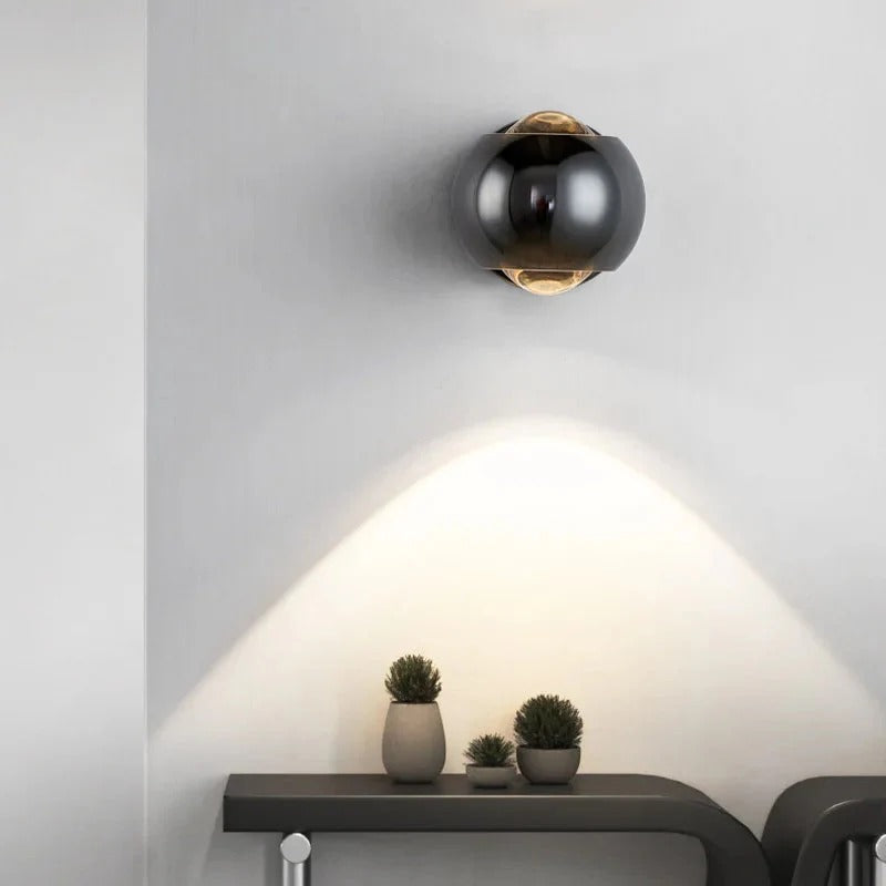 ÉclatMural – Modern Adjustable LED Wall Lamp with Artistic Design