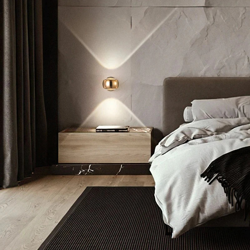 ÉclatMural – Modern Adjustable LED Wall Lamp with Artistic Design
