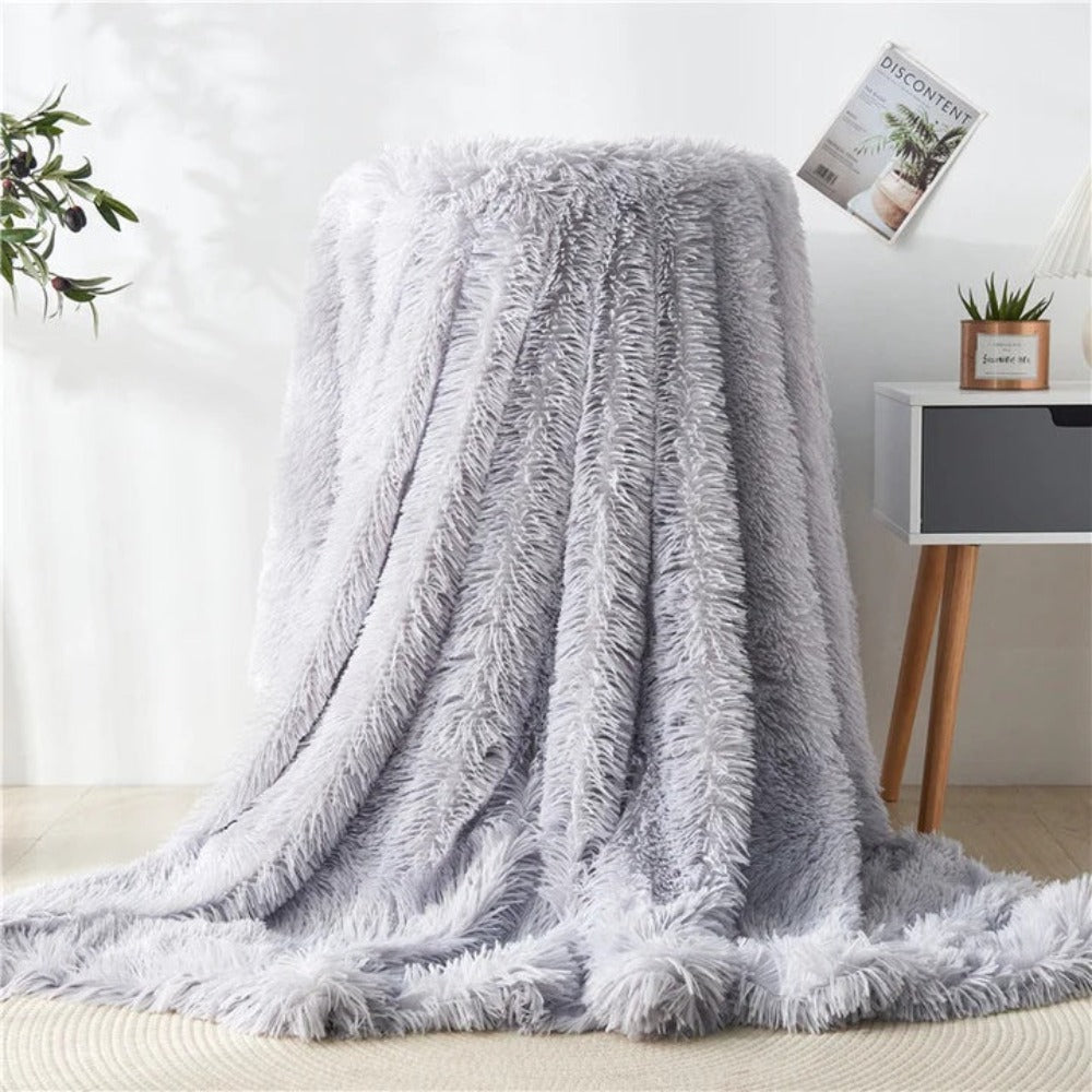 ShagLux – Faux Fur Throw Blanket