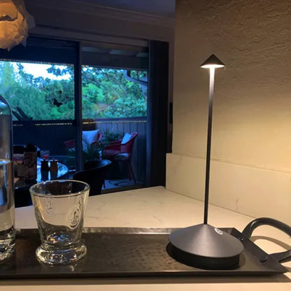 LumoZen – Wireless LED Table Lamp