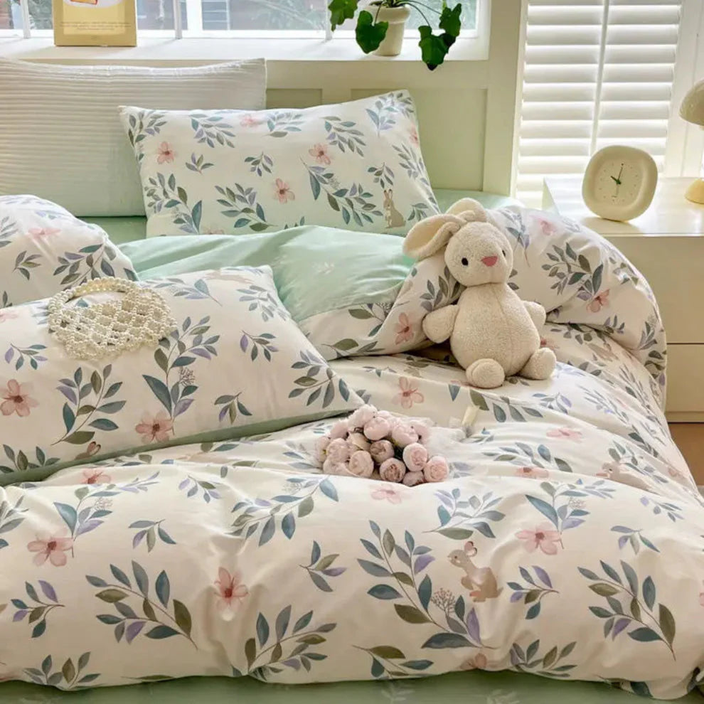 Dewn – Soft Floral & Butterfly Duvet Cover Set with Breathable Fabric