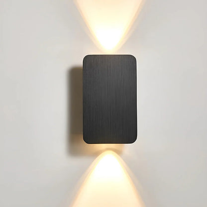 LumeBlock – Minimalist Aluminium LED Wall Lamp