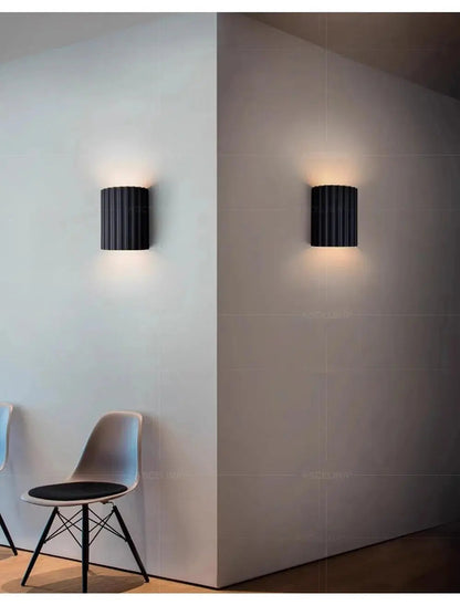 Ardea – Modern Resin Wall Lamp