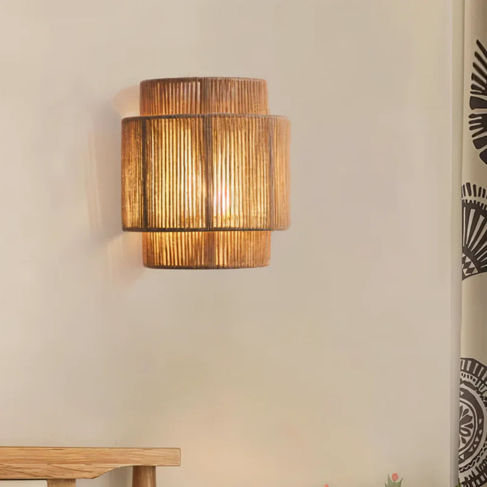 Solara – Boho Rattan Wall Lamp