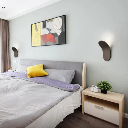 NordGlow – Scandinavian LED Wall Lamp in Metal