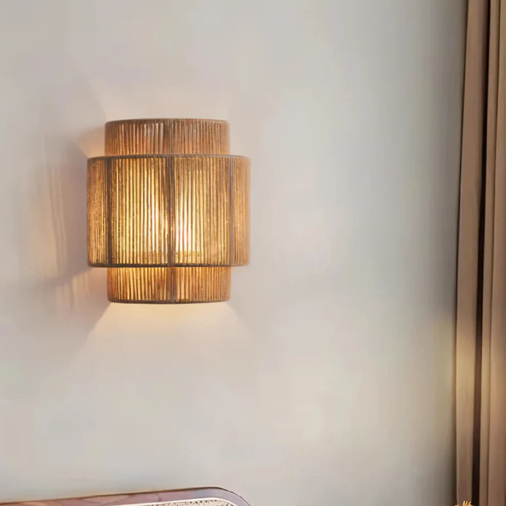 Solara – Boho Rattan Wall Lamp
