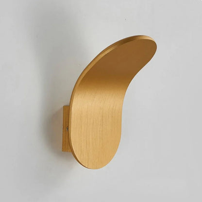 NordGlow – Scandinavian LED Wall Lamp in Metal