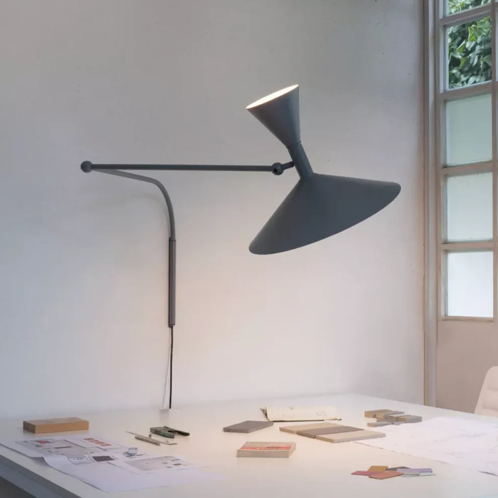 Arko – Modern Adjustable Metal Wall Lamp