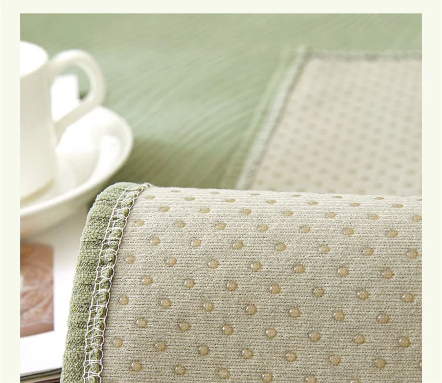 Enne – Luxury Chenille Sofa Cover with Anti-Slip Bottom