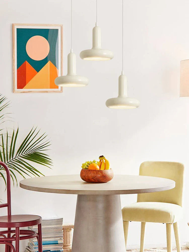 Lumoza – Minimalist Metal Pendant Light