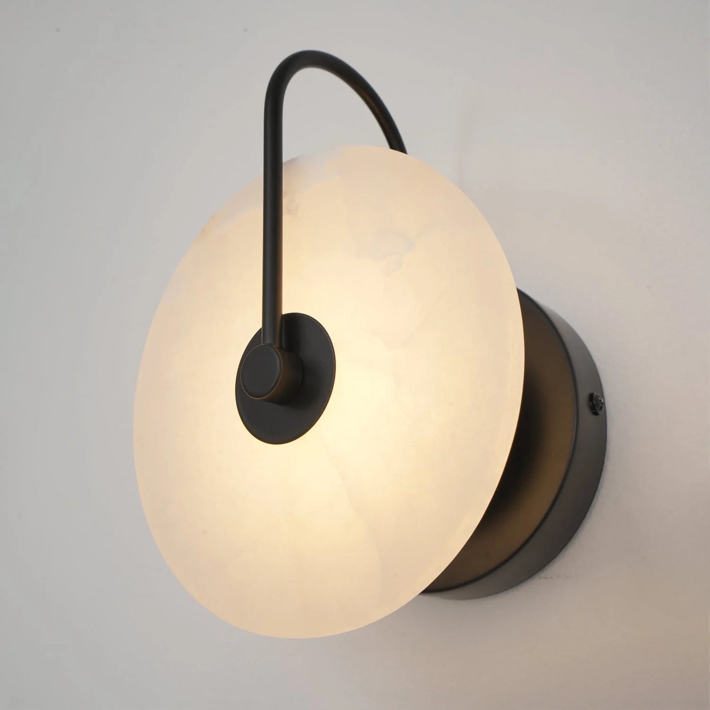 LumoDisc – Modern Alabaster LED Wall Lamp