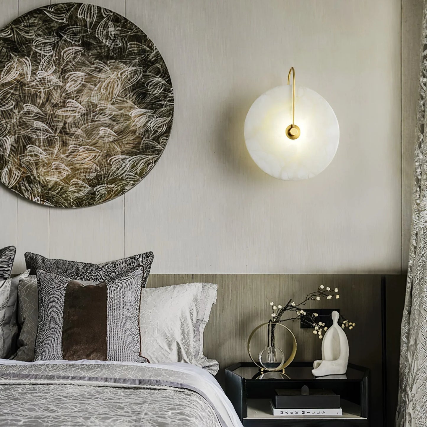 LumoDisc – Modern Alabaster LED Wall Lamp