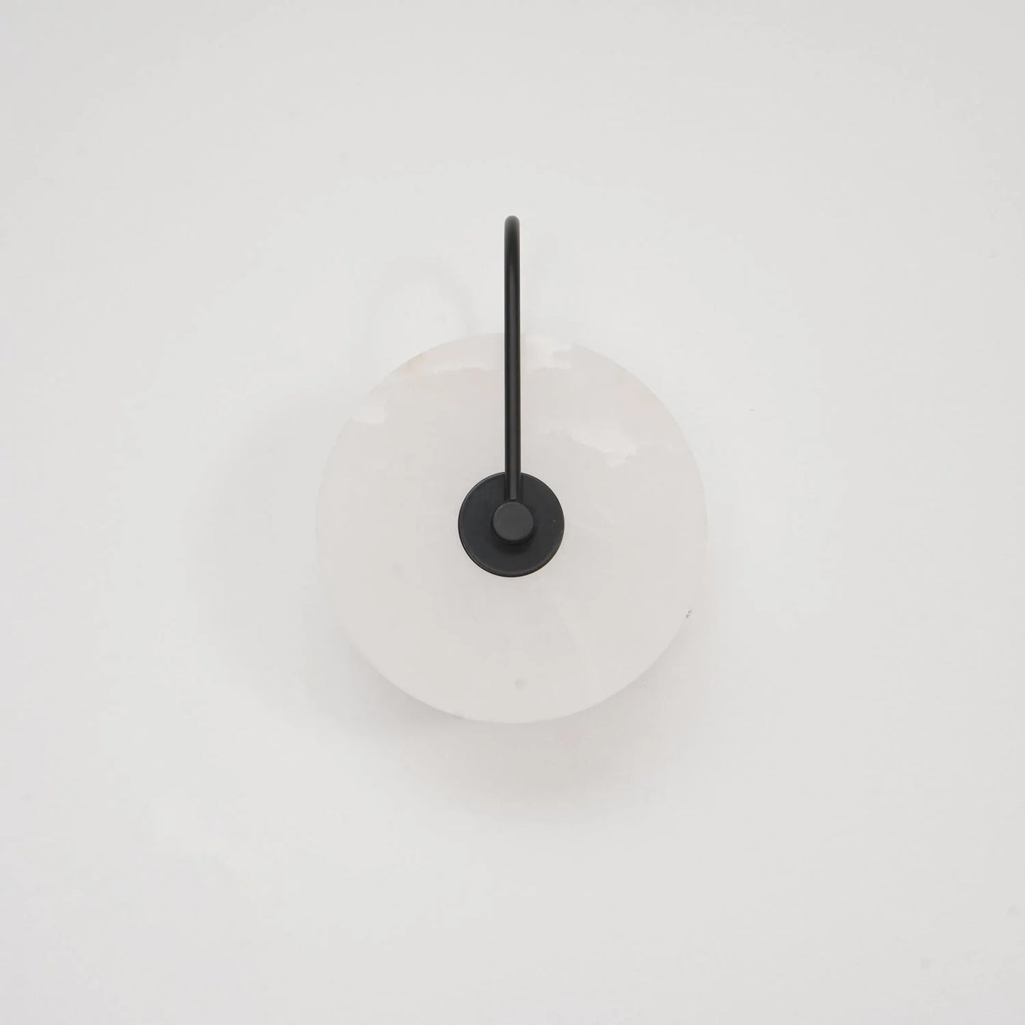 LumoDisc – Modern Alabaster LED Wall Lamp