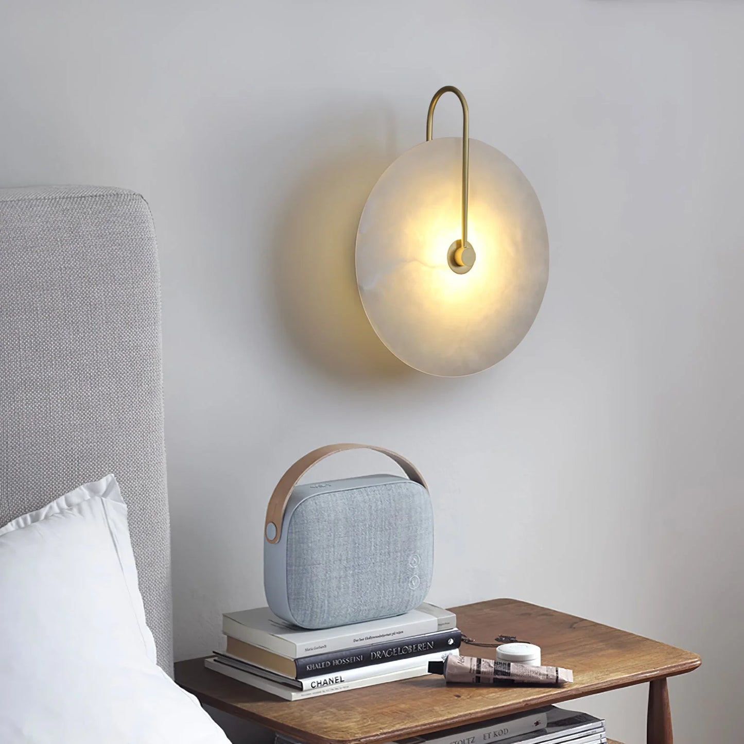 LumoDisc – Modern Alabaster LED Wall Lamp