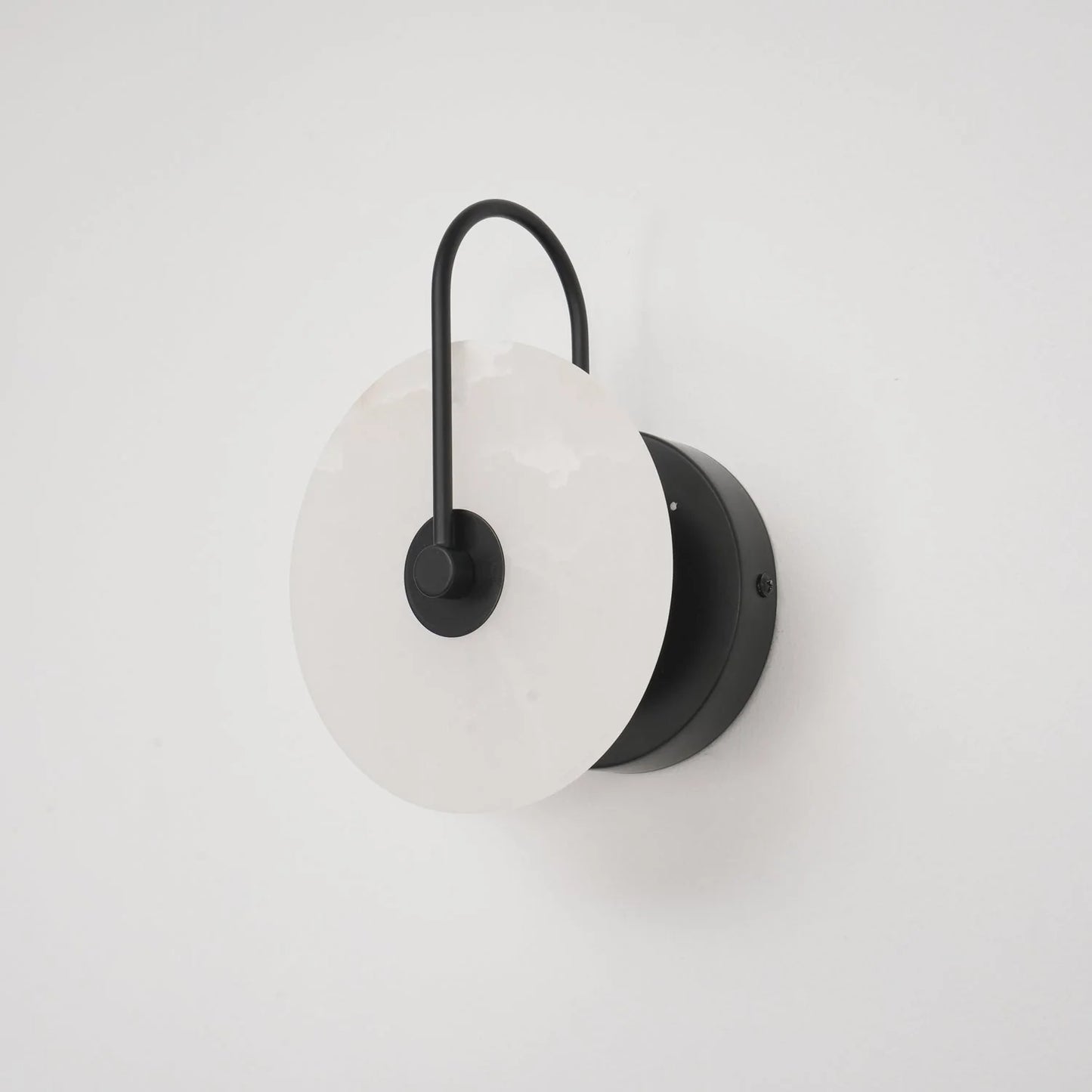 LumoDisc – Modern Alabaster LED Wall Lamp