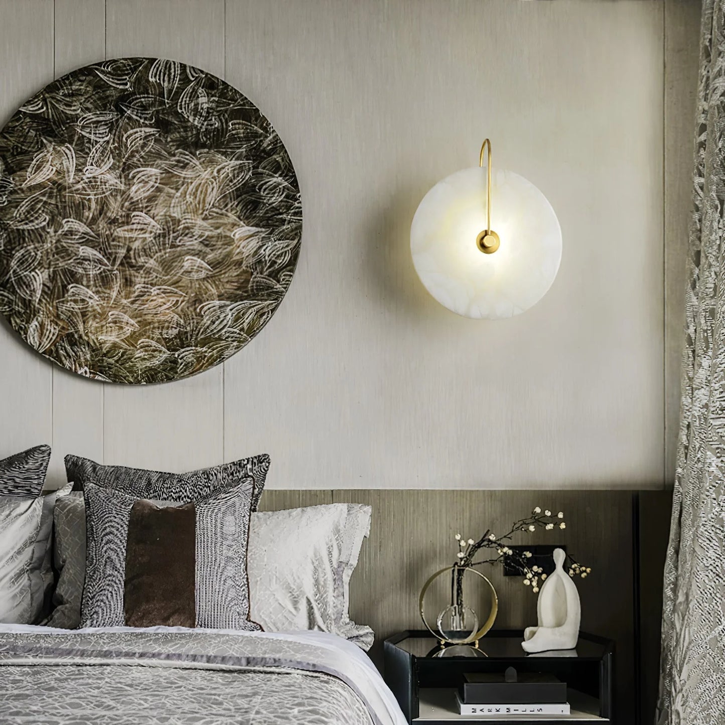 LumoDisc – Modern Alabaster LED Wall Lamp