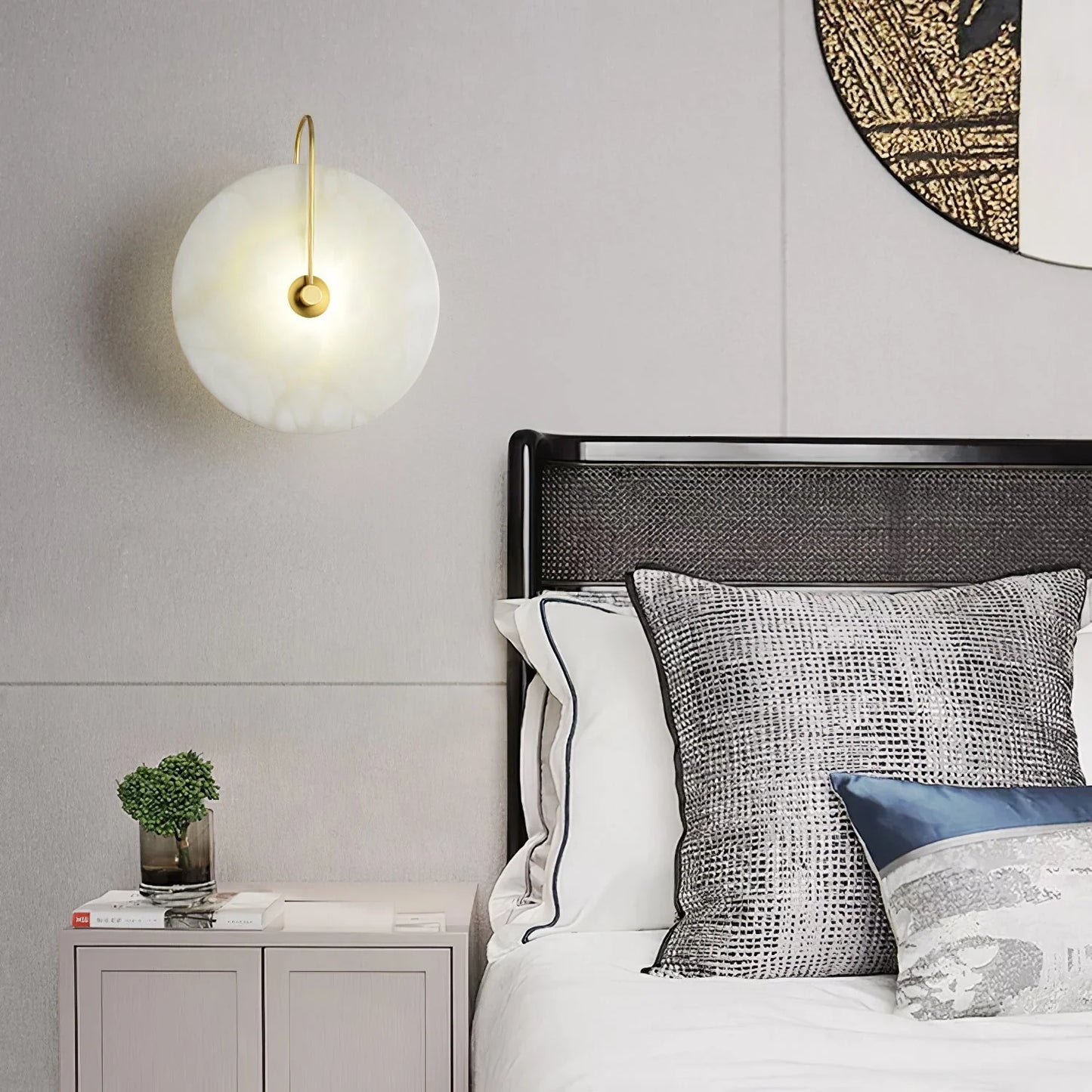 LumoDisc – Modern Alabaster LED Wall Lamp