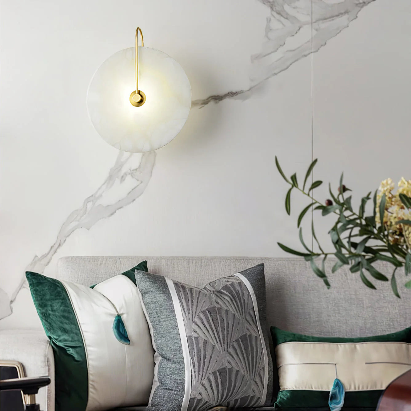 LumoDisc – Modern Alabaster LED Wall Lamp