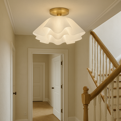 Velura – Elegant Wavy Brass LED Ceiling Light