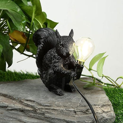 LumoSquirrel – Cute Resin LED Table Lamp for Kids Bedroom