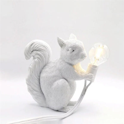 LumoSquirrel – Cute Resin LED Table Lamp for Kids Bedroom