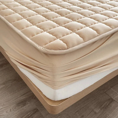DreamPad – Quilted Waterproof Mattress Protector