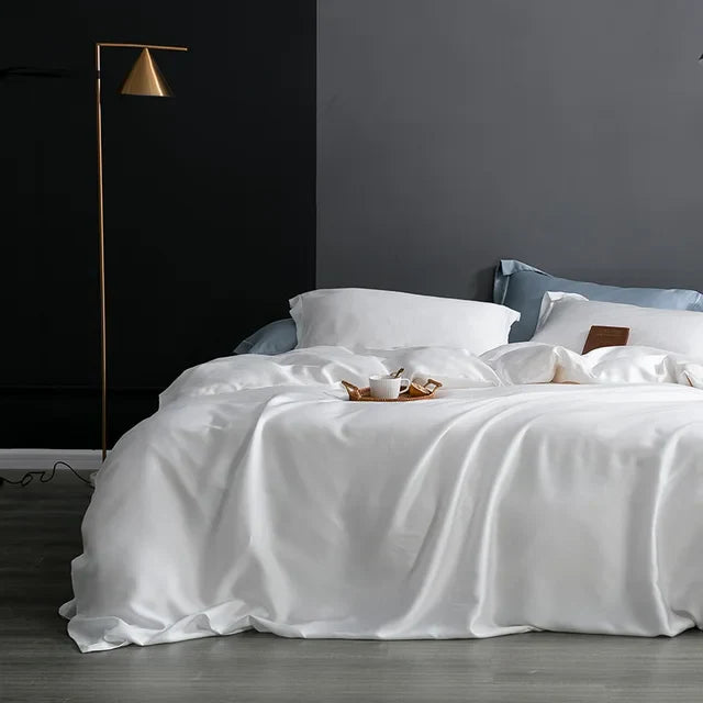 Silvenza – Luxury Silk Bed Duvet Cover Set