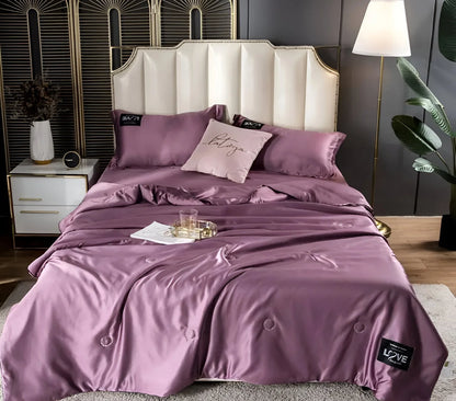 Veluvia – Elegant Satin Silk Bedding Set for All Seasons