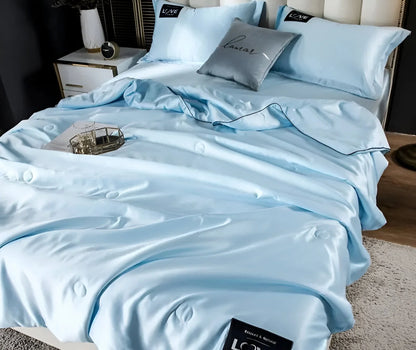 Veluvia – Elegant Satin Silk Bedding Set for All Seasons