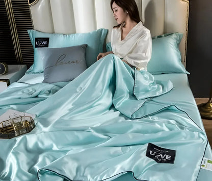 Veluvia – Elegant Satin Silk Bedding Set for All Seasons