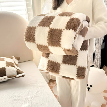 HomoraSnug – Soft Checkered Fleece Blanket for Cosy Home Comfort