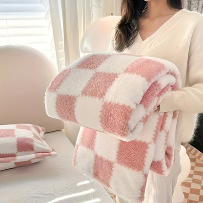 HomoraSnug – Soft Checkered Fleece Blanket for Cosy Home Comfort