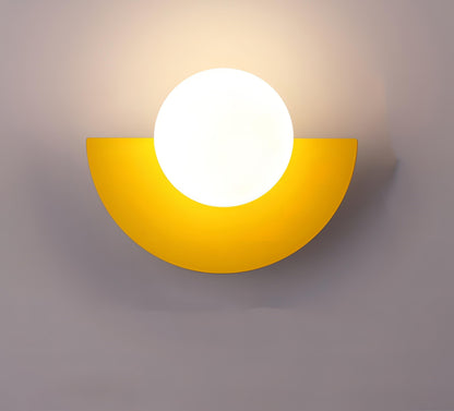 HaloNordic – Semi-Circular Nordic Wall Lamp