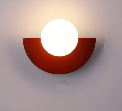 HaloNordic – Semi-Circular Nordic Wall Lamp